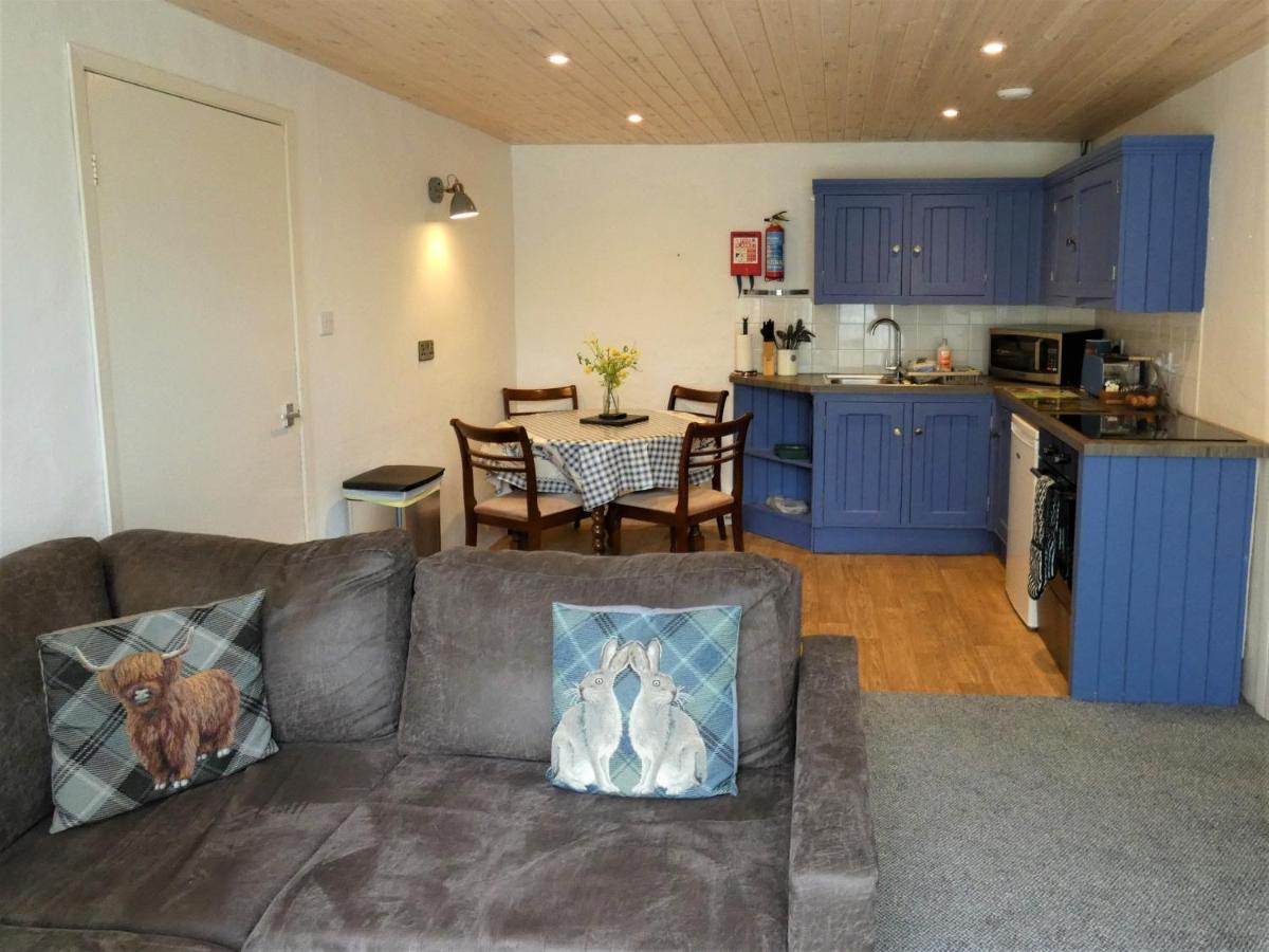 Abergwynant Farm Glamping & Apartments Долгелай Екстериор снимка