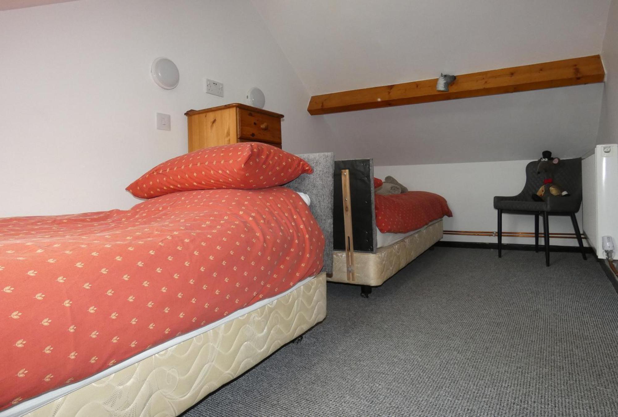 Abergwynant Farm Glamping & Apartments Долгелай Екстериор снимка