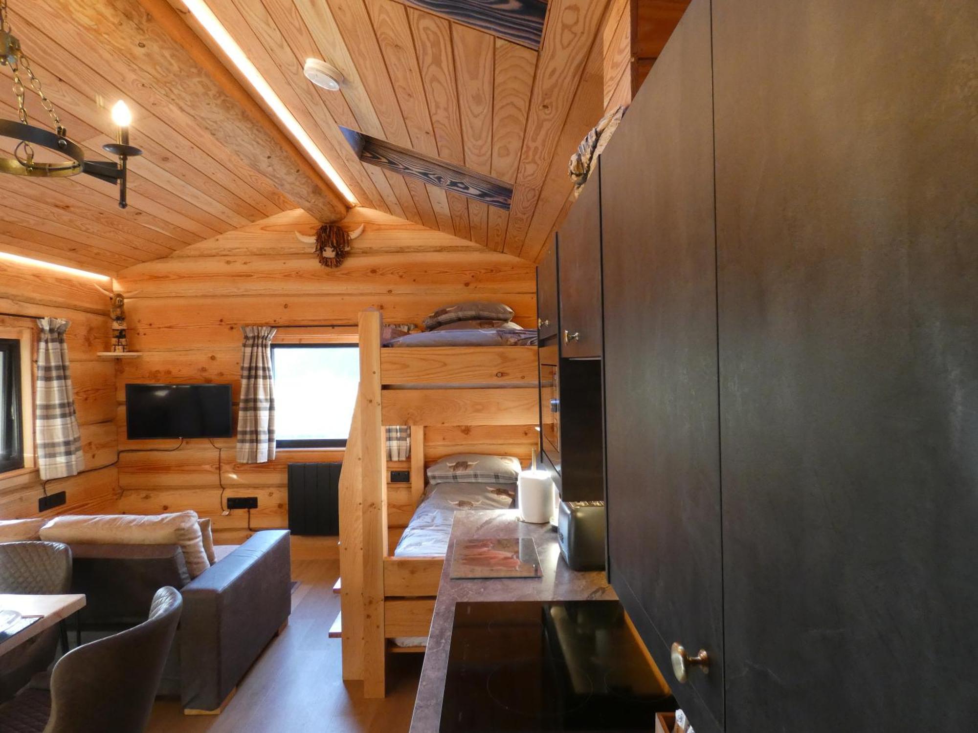 Abergwynant Farm Glamping & Apartments Долгелай Екстериор снимка