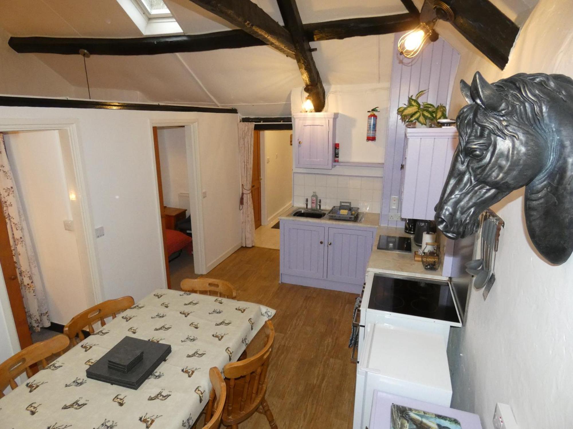 Abergwynant Farm Glamping & Apartments Долгелай Стая снимка